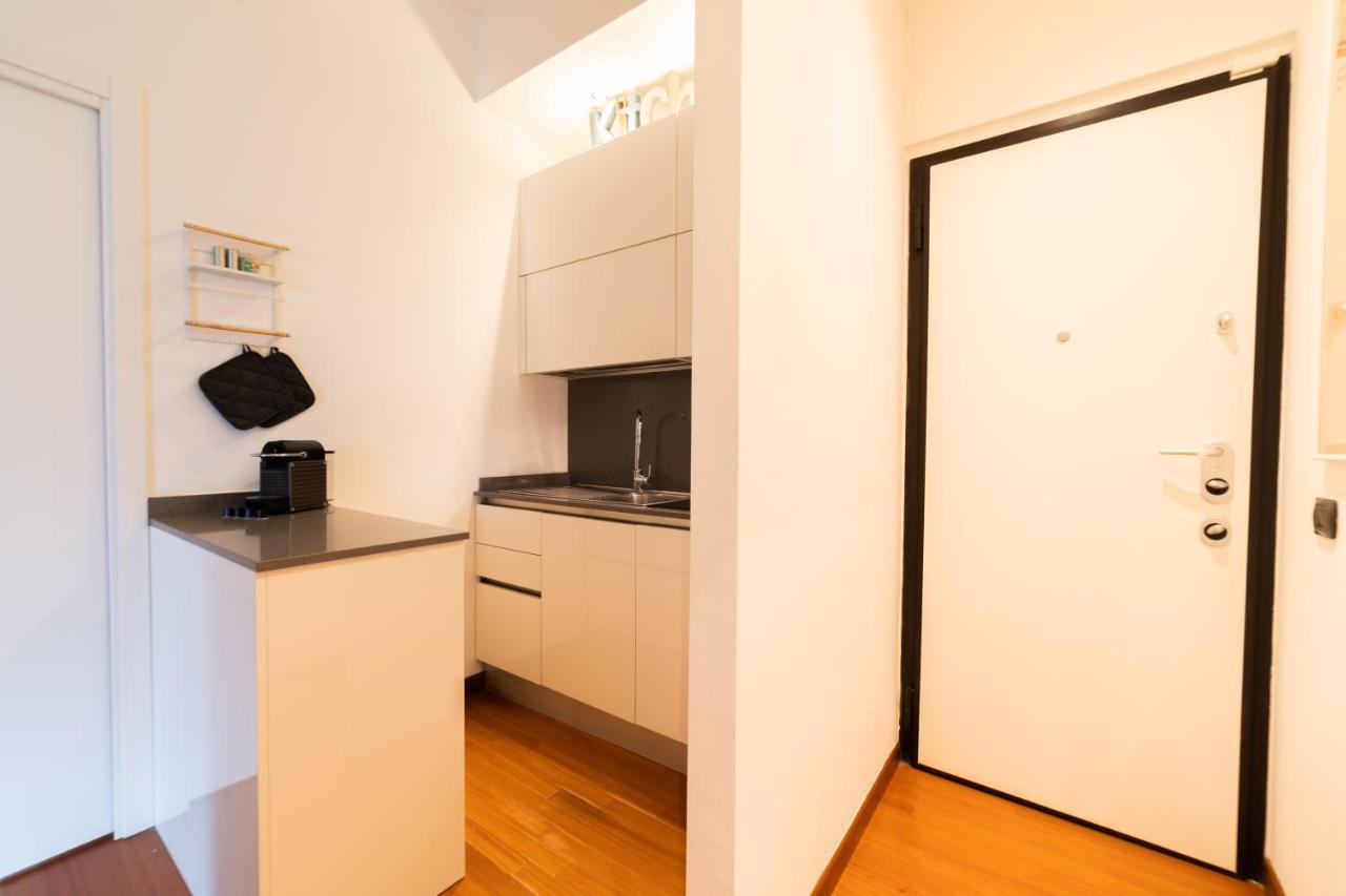 Citylife-Fiera Nuovo Apt Con Wifi & Netflix Милан Экстерьер фото